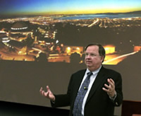 Image of Berkeley Lab Director Charles Shank