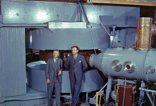 Donald Cooksey and Ernest Lawrence at the 60-inch cyclotron in the Crocker Laboratory.